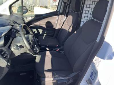 Ford Transit Courier 1.5 TDCI 75 CV TREND  VAN 2 POSTI Bianco usata Roma