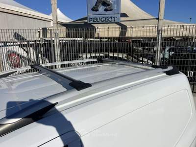 Ford Transit Courier 1.5 TDCI 75 CV TREND  VAN 2 POSTI Bianco usata Roma