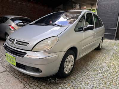 Citroen Xsara Picasso 1.6 HDi *Volante in Pelle Grigio usata Moncalieri