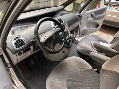 Citroen Xsara Picasso 1.6 HDi *Volante in Pelle Grigio usata Moncalieri