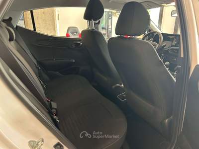 Hyundai i10 1.0 mpi Connectline 63cv KM0 Bianco usata Caravaggio