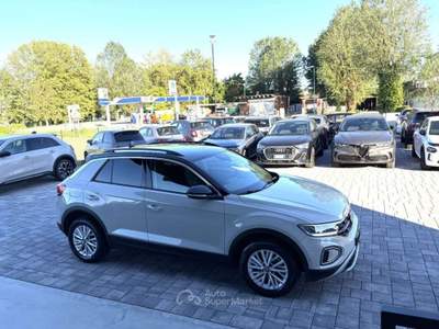 Volkswagen T-Roc 1.0 TSI RESTYLING ANCHE PER NEOPATENTATI Beige usata Russi