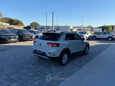 Volkswagen T-Roc 1.0 TSI RESTYLING ANCHE PER NEOPATENTATI Beige usata Russi