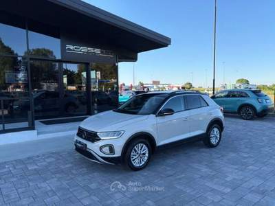 Volkswagen T-Roc 1.0 TSI RESTYLING ANCHE PER NEOPATENTATI Beige usata Russi