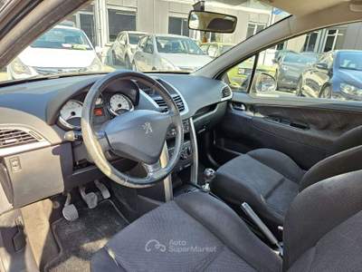 Peugeot 207 207 3p 1.4 16v One-Line Nero usata Torino