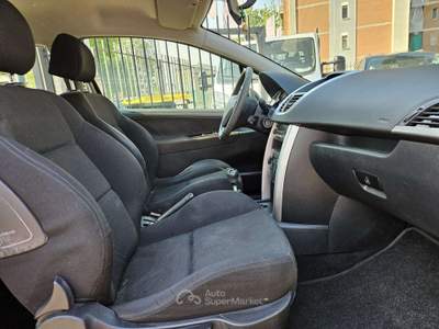 Peugeot 207 207 3p 1.4 16v One-Line Nero usata Torino