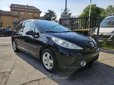 Peugeot 207 207 3p 1.4 16v One-Line Nero usata Torino