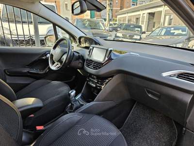 Peugeot 208 Allure BlueHDi 75cv Lilla usata Torino