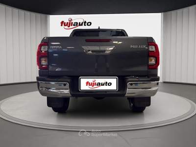 Toyota Hilux Hilux 2.4 Double Cab Executive A 4WD Grigio usata Bra