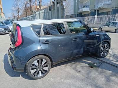 Kia Soul Motore nuovo con Fattura Blu/Azzurro usata Afragola