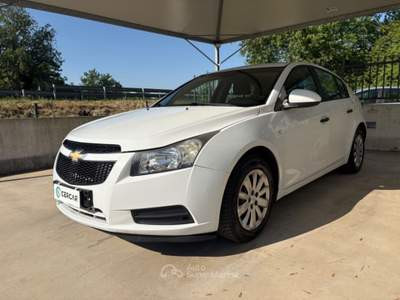 Chevrolet Cruze 1.6 5 porte LT EURO 5 OK NEOPATENTATI Bianco usata Pavia