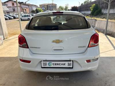 Chevrolet Cruze 1.6 5 porte LT EURO 5 OK NEOPATENTATI Bianco usata Pavia