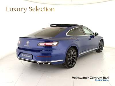 Volkswagen Arteon LIM. R-LINE 2.0 TDI 150 CV DSG Blu/Azzurro usata Bari