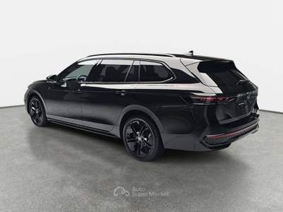 Volkswagen Passat Variant 2.0 TDI 150 CV SCR DSG R-Line Nero usata Monteforte Irpino