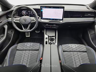 Volkswagen Passat Variant 2.0 TDI 150 CV SCR DSG R-Line Nero usata Monteforte Irpino