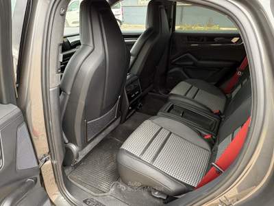 Porsche Cayenne Macchina pari al nuovo tenuta perfetta Grigio usata Sgurgola