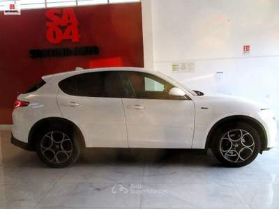Alfa Romeo Stelvio 2.2 T.diesel 190CV AT8 Q4 Sprint Bianco usata Vittoria
