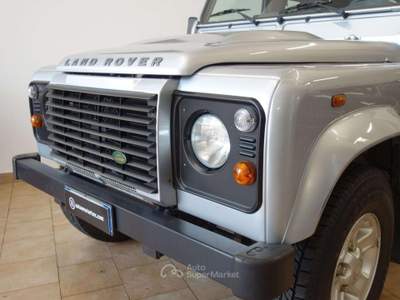Land Rover Defender 90 TD4 SE 95000 KM Grigio usata Rho