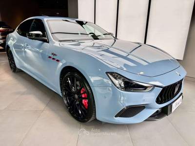 Maserati Ghibli 3.8 V8 Trofeo 580cv , Blu Denim , Tetto apribile Blu/Azzurro usata Venaria Reale