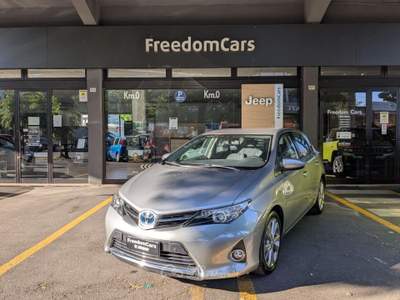 Toyota Auris 1.8 Hybrid Active Eco Bronzo usata Parma