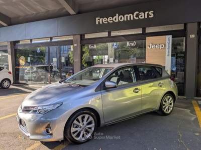 Toyota Auris 1.8 Hybrid Active Eco Bronzo usata Parma