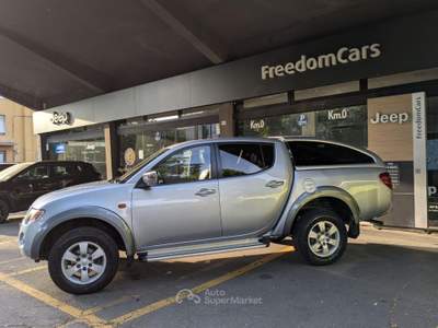 Mitsubishi L200 2.5 DI-D/136CV Double Cab Intense Grigio usata Parma