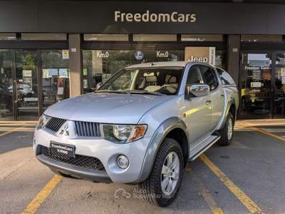 Mitsubishi L200 2.5 DI-D/136CV Double Cab Intense Grigio usata Parma