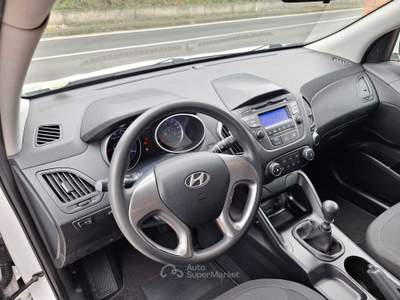 Hyundai ix35 HYUNDAI IX35 1.7 CRDI Bianco usata Mirabella Eclano