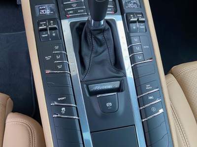 Porsche Macan 3.0 Diesel S Pano19" Grigio usata Rubano