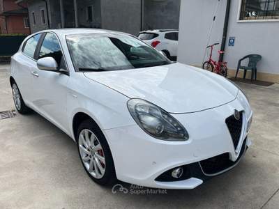 Alfa Romeo Giulietta 1.4 Turbo 120 CV Super GAS/GPL Bianco usata Nogarole Rocca