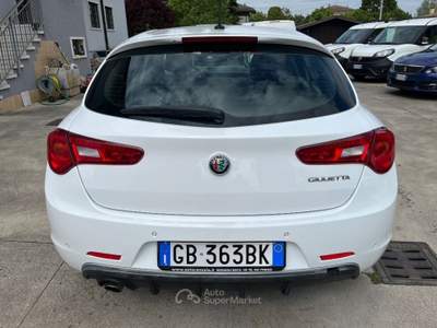 Alfa Romeo Giulietta 1.4 Turbo 120 CV Super GAS/GPL Bianco usata Nogarole Rocca