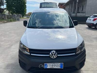 Volkswagen Caddy 2.0 TDI 102 CV Furgone TETTO APRIBILE Bianco usata Nogarole Rocca
