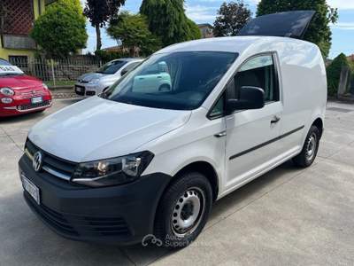 Volkswagen Caddy 2.0 TDI 102 CV Furgone TETTO APRIBILE Bianco usata Nogarole Rocca