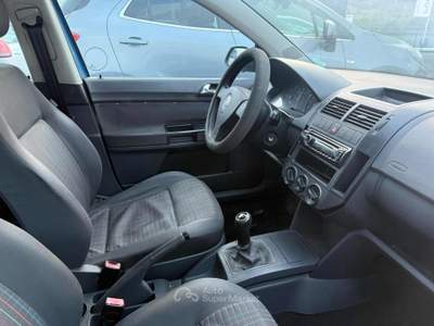 Volkswagen Polo 1.4/69CV TDI 5p. Comfortline Blu/Azzurro usata BELPASSO