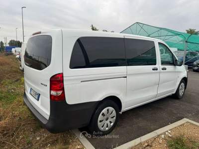 Mercedes-Benz Vito 116 CDI 163cv LONG 6 POSTI MIXTO BUSINESS FZ358RM Bianco usata Basiliano