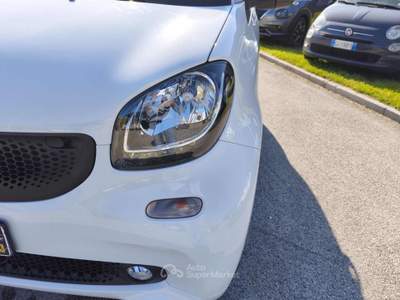 Smart ForTwo 70 1.0 Prime Bianco usata Milazzo