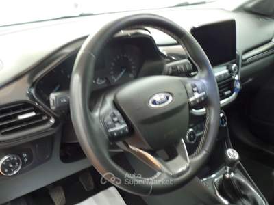 Ford Puma vettura pari al nuovo . Grigio usata Dormelletto