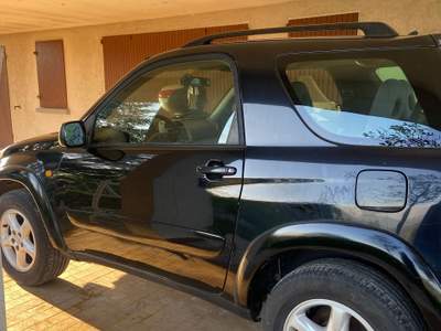 Toyota RAV4 pochissimi km, unico proprietario appena revisionata Nero usata rimini