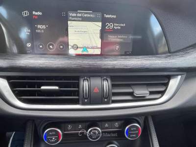 Alfa Romeo Stelvio 2.2 TDs 190CV AT8 Q4 Super Bus Senza Finanziamento Nero usata Fiumicino