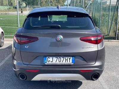Alfa Romeo Stelvio 2.2 TDs 190 CV AT8 Q4 Super Bus No Finanziamento Grigio usata Fiumicino