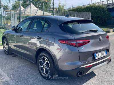 Alfa Romeo Stelvio 2.2 TDs 190 CV AT8 Q4 Super Bus No Finanziamento Grigio usata Fiumicino