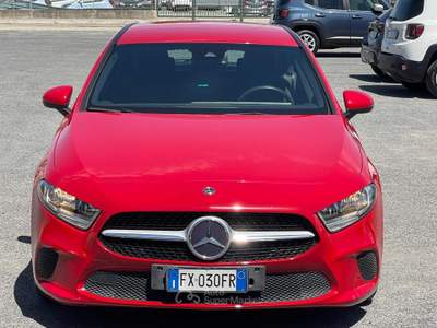 Mercedes-Benz Classe A Automatic Business Extra 1.5 Benzina Euro6 Rosso usata Fiumicino