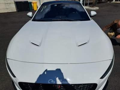 Jaguar F-Type 2.0 aut. Coupé R-Dynamic Black Bianco usata Torino