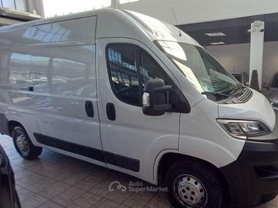 Fiat Ducato 33 2.3 MJT 120CV PASSO MEDIO TETTO ALTO Bianco usata Torino