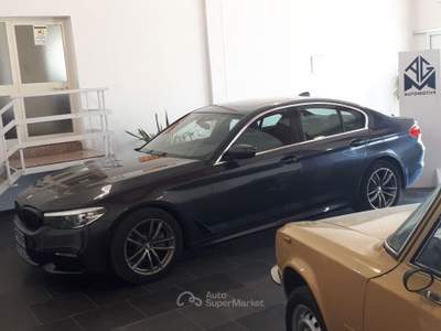 BMW Serie 5 520d d 190CV aut. Msport Grigio usata Cursi