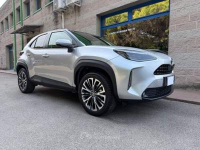 Toyota Yaris Cross 1.5 116CV HYBRID E-CVT LOUNGE UNIPROPRIETARIO Argento usata Venezia