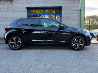 Volkswagen Polo 1.0 TSI 110 CV DSG R-LINE UNIPROPRIETARIO Nero usata Venezia