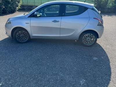 Lancia Ypsilon lancia ypsilon 1300 mjt diesel Argento usata Cremona