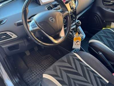 Lancia Ypsilon lancia ypsilon 1300 mjt diesel Argento usata Cremona