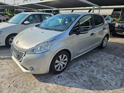 Peugeot 208 1.4 8V HDi 68CV 5p. Allure Grigio usata Rossano Veneto